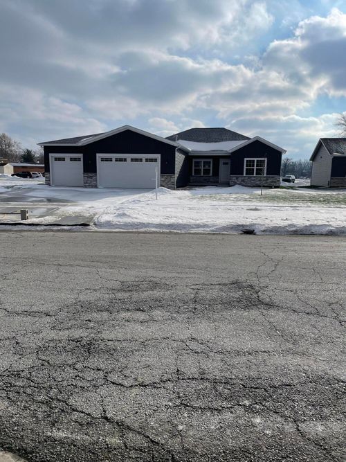 6071 Robbins Rd, Portage, IN, 46368-4487 | Card Image