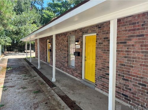 2201 Fairchild St, Baton Rouge, LA, 70807-5030 | Card Image