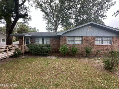 311 N Atlantic Ave, Southport, NC, 28461-3905 | Card Image