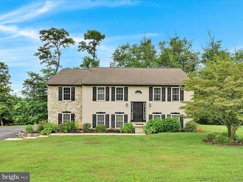 201 Westbrook Rd, PEACH BOTTOM, PA, 17563-9530 | Card Image