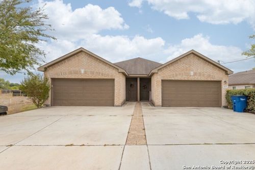 214 Stone Gate Dr, New Braunfels, TX, 78130-2486 | Card Image