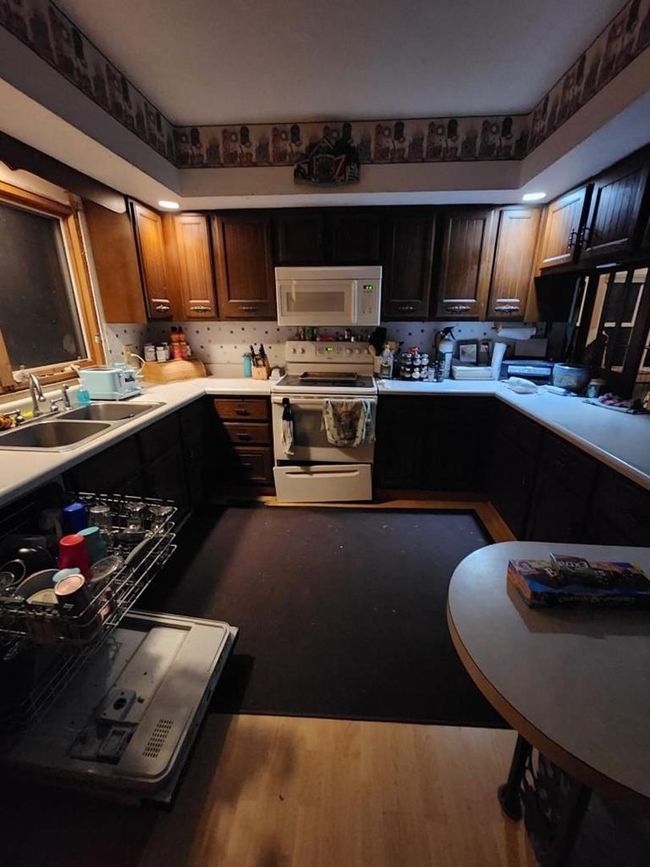 2271 200th Street, Home with 4 bedrooms, 1 bathrooms and 2 parking in Humboldt IA | Image 34