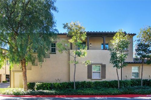 150 Full Moon, Irvine, CA, 92618-8843 | Card Image