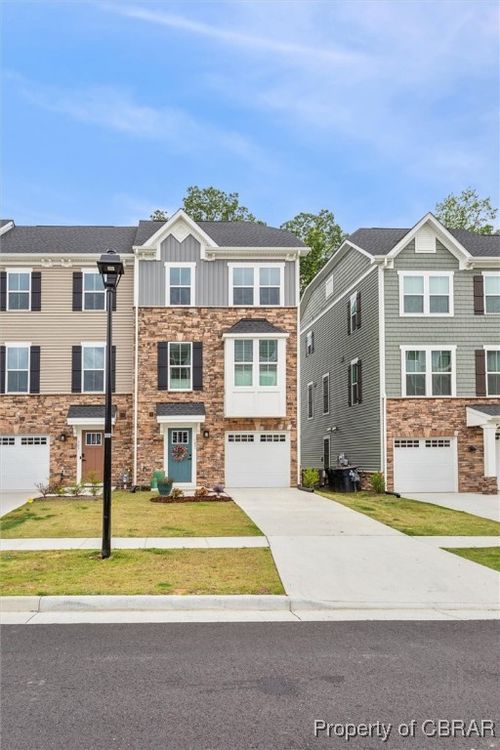 109 Big Woods Dr, Poquoson, VA, 23662-1882 | Card Image