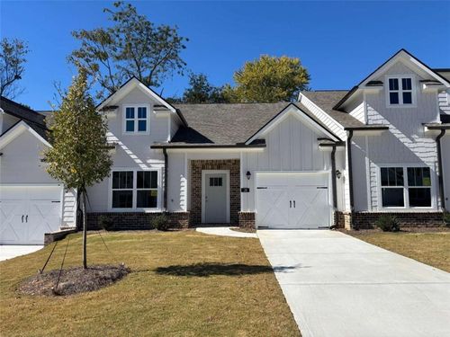 16-28 N Main St, Cleveland, GA, 30528 | Card Image