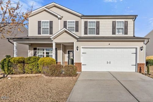 2678 Averon Dr, Fuquay-Varina, NC, 27526-5715 | Card Image