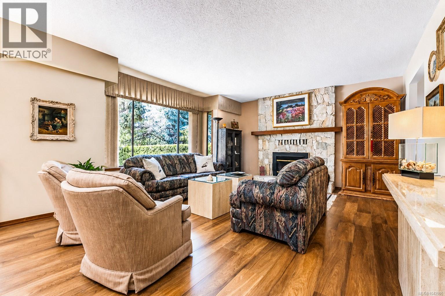Residential in Saanich 5
