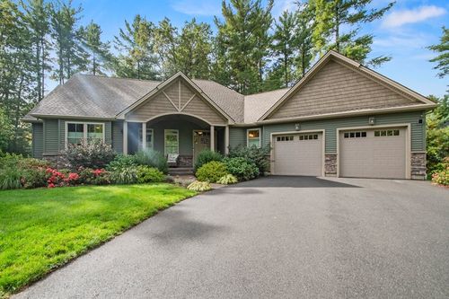 26 Eastwood Ln, South Deerfield, MA, 01373-9682 | Card Image