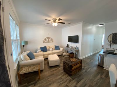 1-C - 1120 15th Street Street, Condo with 2 bedrooms, 2 bathrooms and null parking in Mexico Beach FL | Image 2