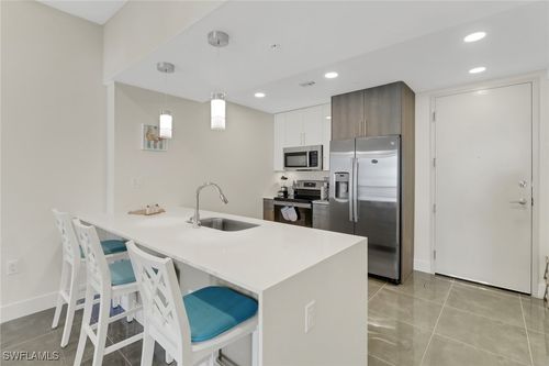 b301-26600 Rosewood Pointe Dr, BONITA SPRINGS, FL, 34135-7580 | Card Image