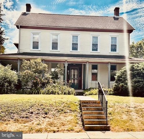 224 Washington Ave, SELLERSVILLE, PA, 18960-2314 | Card Image