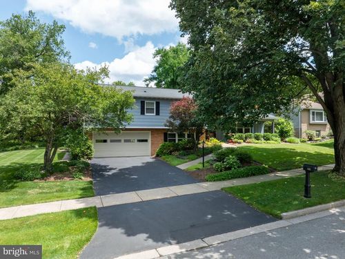 1203 Smithfield Circle, STATE COLLEGE, PA, 16801 | Card Image