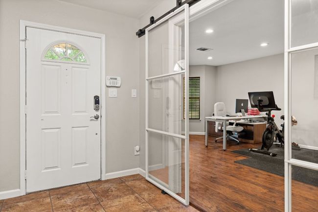 2552 Lavendale Ct, House other with 4 bedrooms, 3 bathrooms and null parking in Austin TX | Image 7