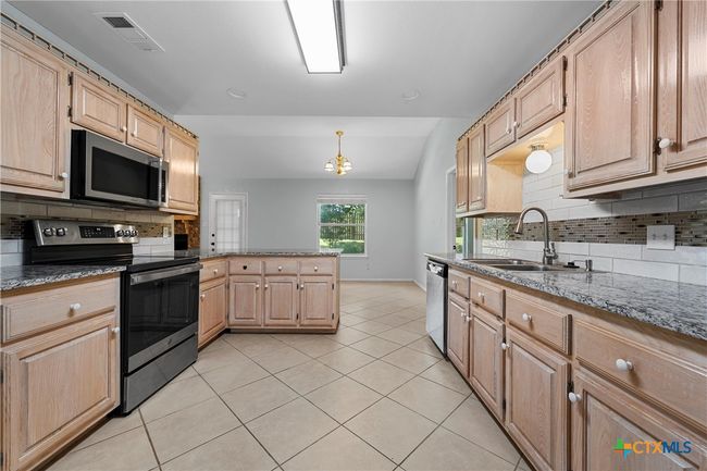1714 Fox Trl, House other with 4 bedrooms, 2 bathrooms and null parking in Harker Heights TX | Image 4