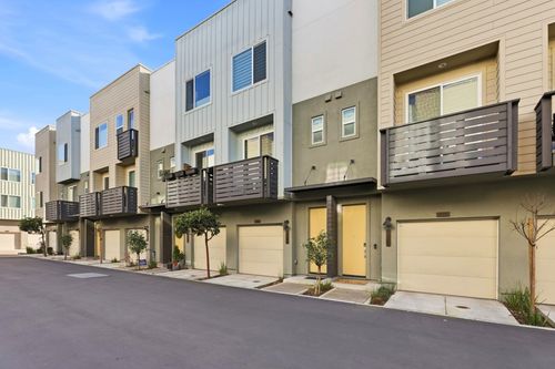 931 Edy Ln, Oakland, CA, 94607-2750 | Card Image