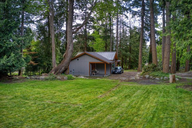 7860 Redrooffs Road, House other with 5 bedrooms, 3 bathrooms and 10 parking in Halfmoon Bay BC | Image 39