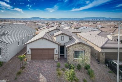 827 Klamath Springs Street, House other with 3 bedrooms, 2 bathrooms and null parking in Henderson NV | Image 3