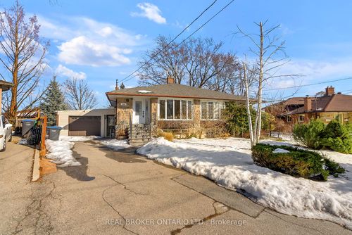 3465 Orion Cres, Mississauga, ON, L5C2H7 | Card Image