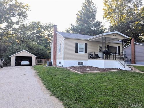 611 Clarence Street, Greenville, IL, 62246 | Card Image