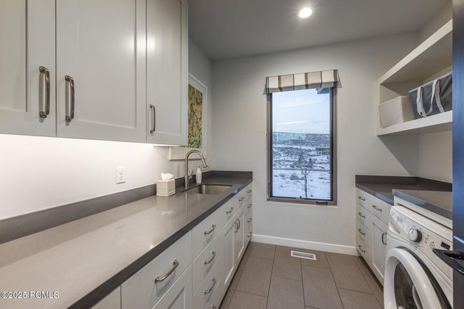 6379 Golden Bear Loop W, Home with 4 bedrooms, 5 bathrooms and null parking in Park City UT | Image 41