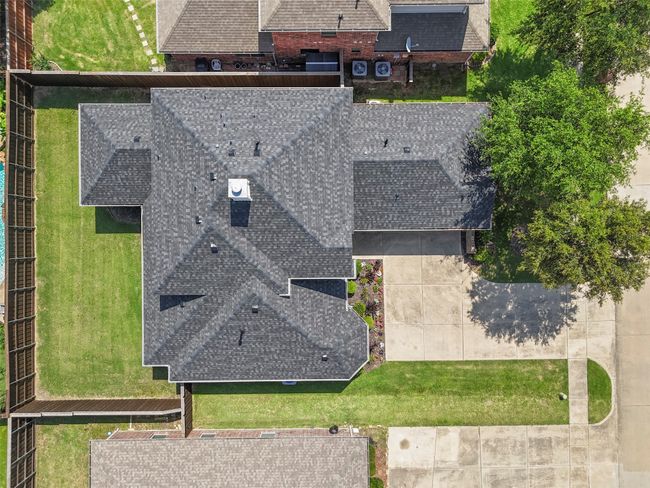 Aerial view of property and surrounding area | Image 30