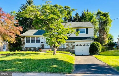 1258 Tulip Rd, WARMINSTER, PA, 18974-2109 | Card Image