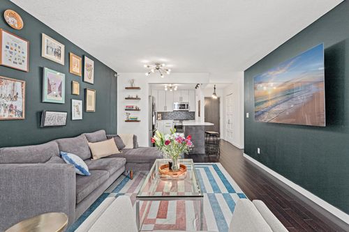 unit-2004-78 10th St E, Saint Paul, MN, 55101-2297 | Card Image