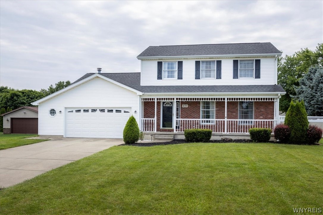 Cherry Ln, Niagara Falls, NY 14304