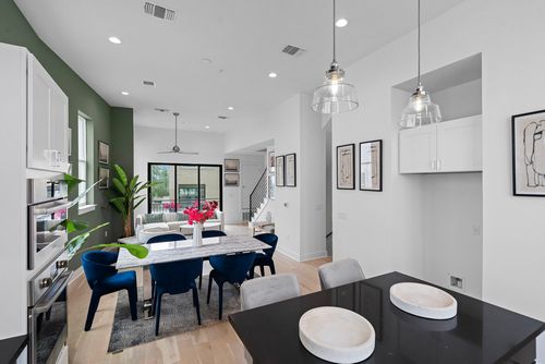 3-2805 Mccurdy St, Austin, TX, 78723-2895 | Card Image