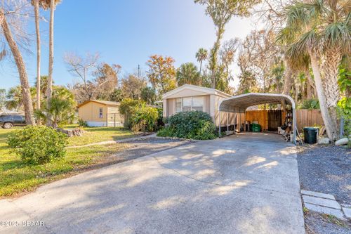 1051 Green Acres Cir N, South Daytona, FL, 32119-2449 | Card Image