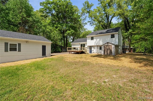 Large rear yard | Image 40