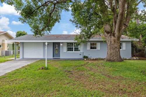 5900 Avocado St, ZEPHYRHILLS, FL, 33542-3843 | Card Image