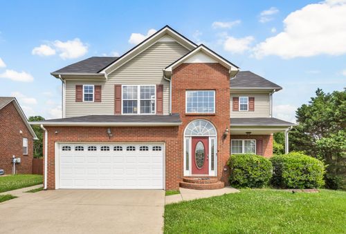 3299 Twelve Oaks Blvd, Clarksville, TN, 37042-8163 | Card Image