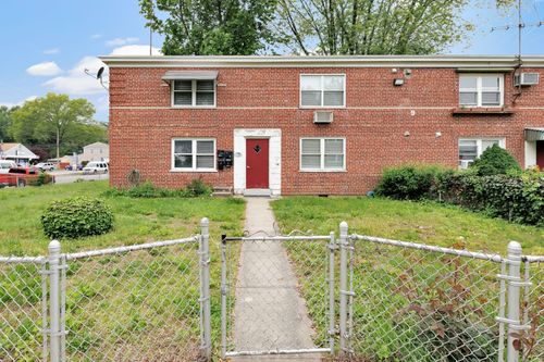 355 B Building 9 Granfield Avenue, Bridgeport, CT, 06610 | Card Image