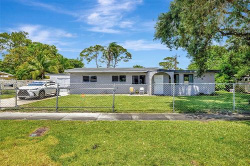 611 Carolina Ave, Fort Lauderdale, FL, 33312-1910 | Card Image