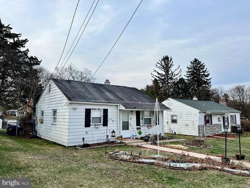 3905 Rauch St, HARRISBURG, PA, 17109-2227 | Card Image