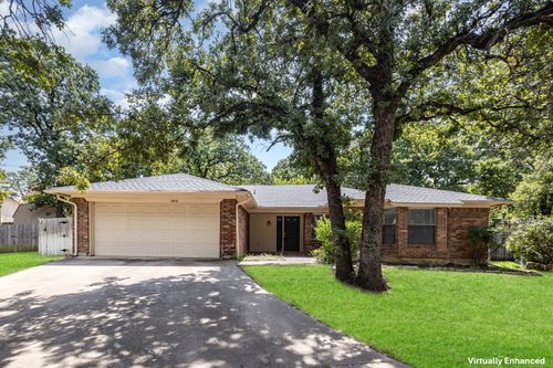 4416 Rising Sun Ct, Arlington, TX, 76017-3189 | Card Image