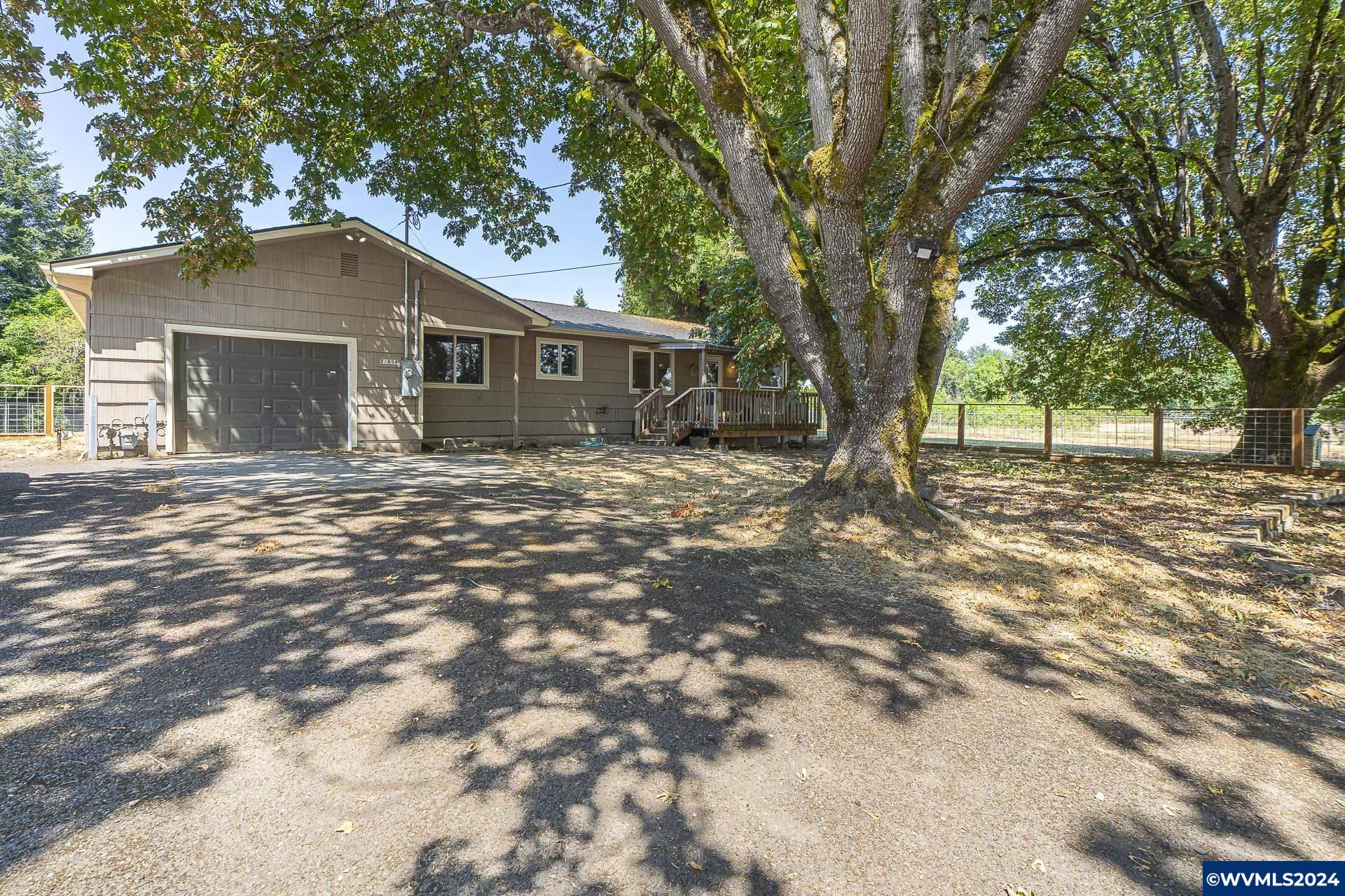 Beaton Ln, Lebanon, OR 97355
