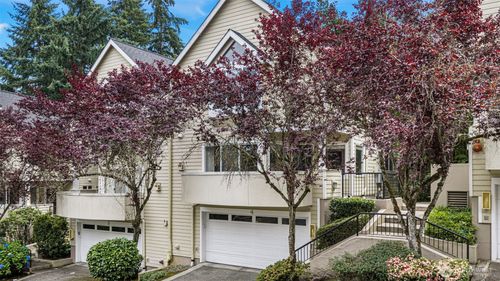4-7323 Old Redmond Rd, Redmond, WA, 98052-6812 | Card Image