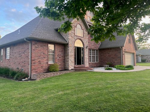 1910 W Meadowlark Ln, Aurora, MO, 65605-1909 | Card Image