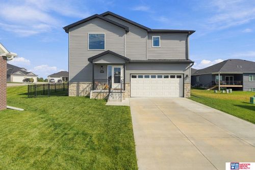 5806 S 94th St, Lincoln, NE, 68526-9815 | Card Image