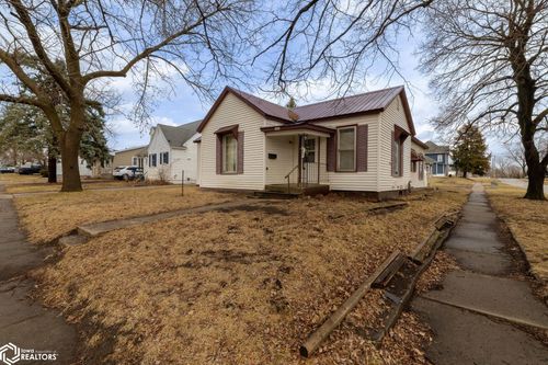 2002 5th St, Perry, IA, 50220-1128 | Card Image