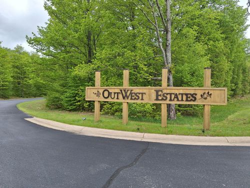 00 Hardwood Cir, Cadillac, MI, 49601 | Card Image