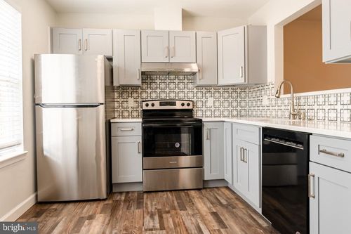 2955 Hobblebush Ct, Glenarden, MD, 20706-5519 | Card Image