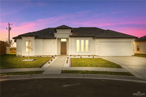 812 Spring Dr, Alton, TX, 78573-2033 | Card Image