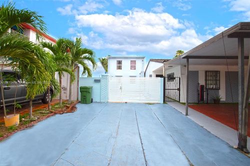 7000 W 15th Ct, Hialeah, FL, 33014-3808 | Card Image