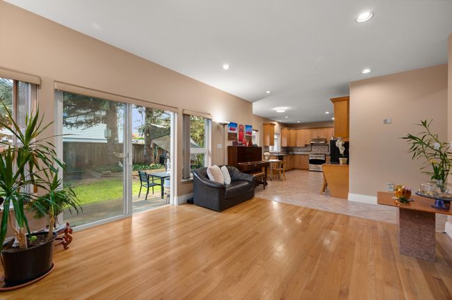 11076 84 Avenue, House other with 5 bedrooms, 3 bathrooms and 4 parking in Delta BC | Image 34