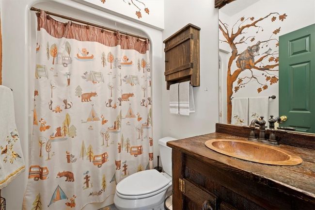 1308 Logan Rd, House other with 5 bedrooms, 4 bathrooms and 4 parking in Gibsonia PA | Image 23