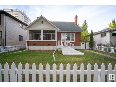 11010 81 Ave Nw, House other with 7 bedrooms, 3 bathrooms and null parking in Edmonton AB | Image 2