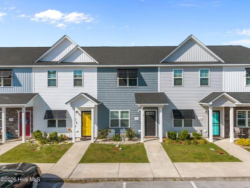 57 Outrigger Dr, Swansboro, NC, 28584-8566 | Card Image